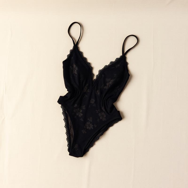 Avidlove Floral Lace Harness Teddy